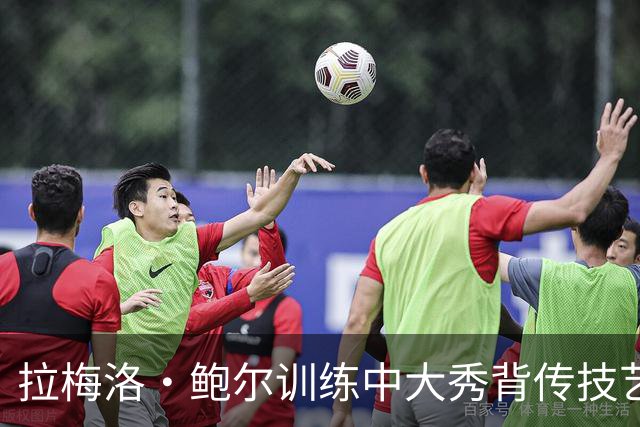 拉梅洛·鲍尔训练中大秀背传技艺，森林狼直呼“习以为常”！